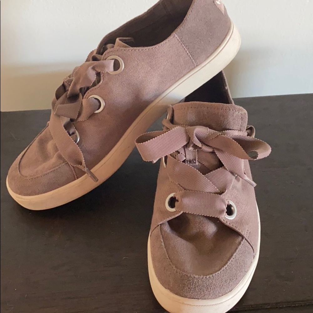 Koolaburra Ortholite by Ugg sneakers